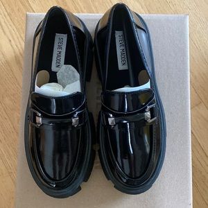 Steve Madden black lively lug sole platform loafers